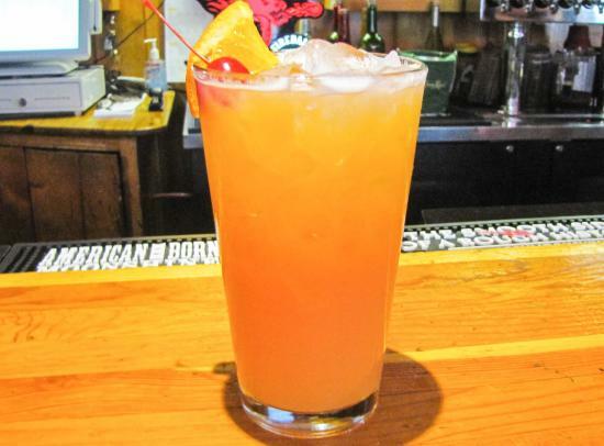 Shaver Lake Pub N Grub