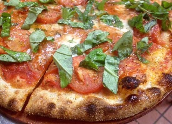 Isabella Artisan Pizza & Craft Beer Garden