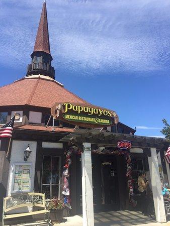 El Papagayos Mexican Restaurant & Cantina