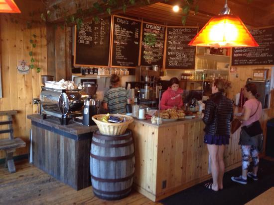 Syd's Bagelery & Expresso