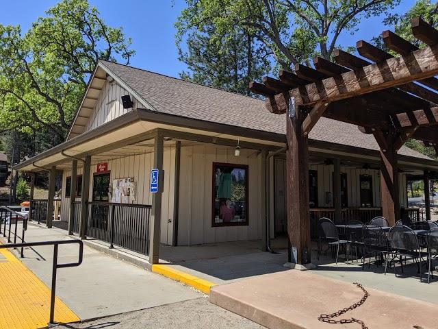 Pine Mountain Lake Lakeside Cafe At The Marina