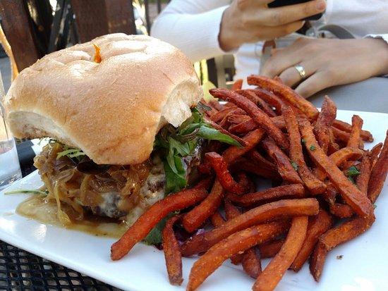 Solvang Brewing Company