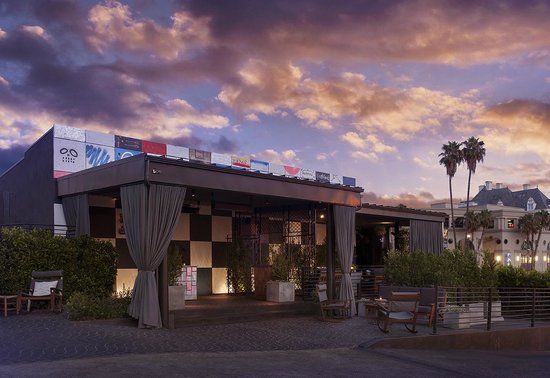 Hyde Sunset Kitchen + Cocktails