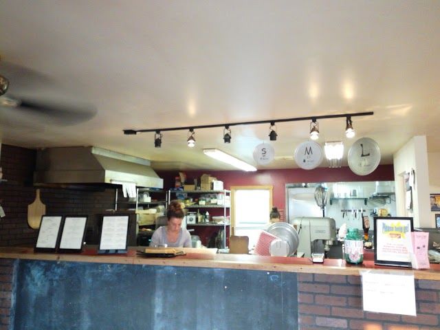 Upper Crust Pizzeria