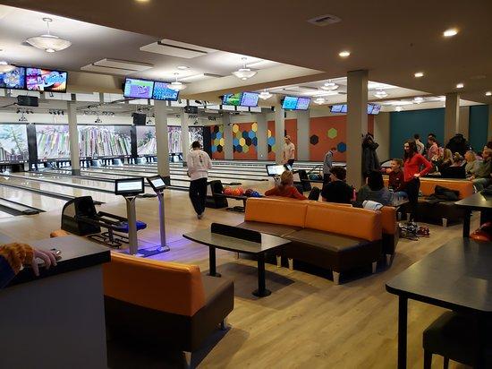 Mammoth Rock 'n' Bowl