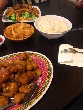 IWok Chinese Restaurant