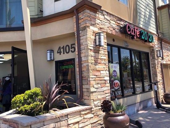 Cafe 20/20 Restaurant