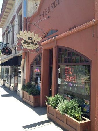El Jardin Restaurant