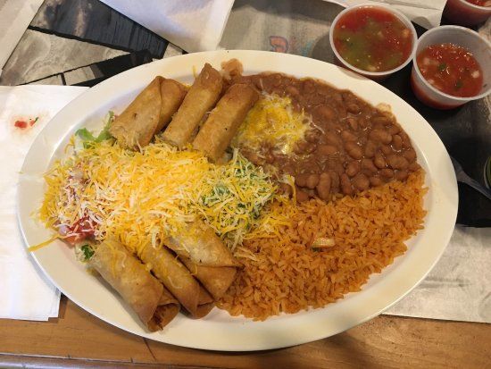 Olas de Carlos Surf Grill