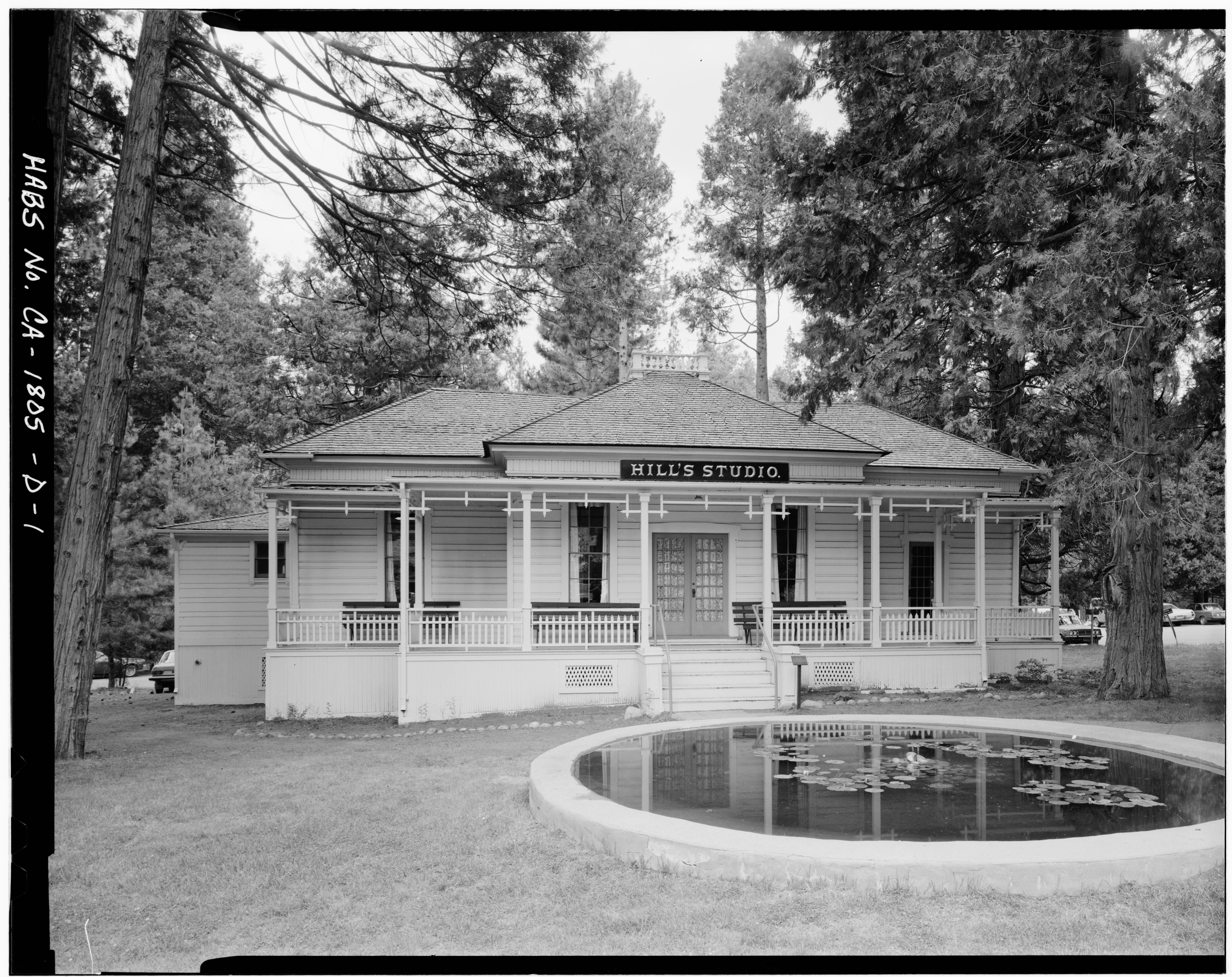 Wawona Visitor Center