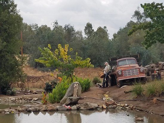 Hooverville Orchards
