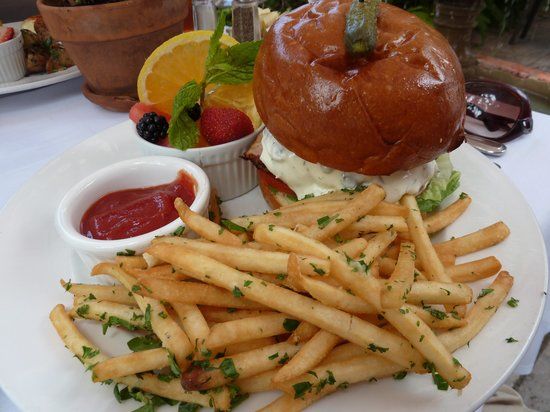 L'Hirondelle Restaurant