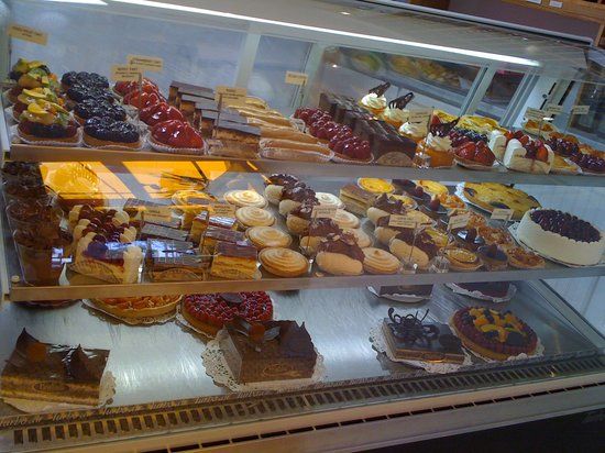 Maison Richard Restaurant and French Bakery