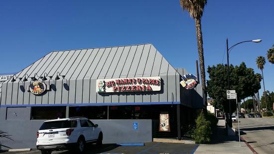 Big Mama's & Papa's Pizzeria