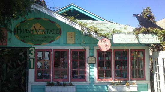 Cedros Design District