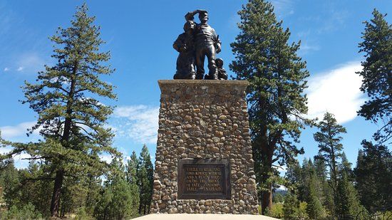 Donner Memorial State Park and Emigrant Trail Museum