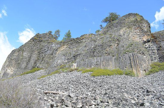 Columns of the Giants