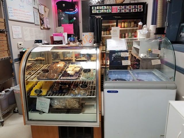 Delgada Pizza And Bakery