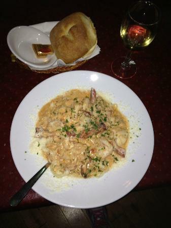 Luciano's Cucina di Pasta