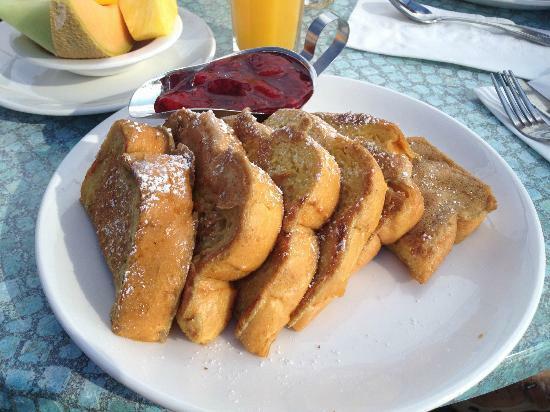 The Broken Yolk Cafe